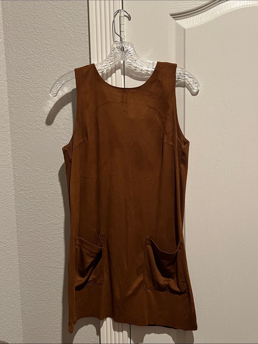 Forever 21 Sleeveless Pocket Shift Dress in Brown